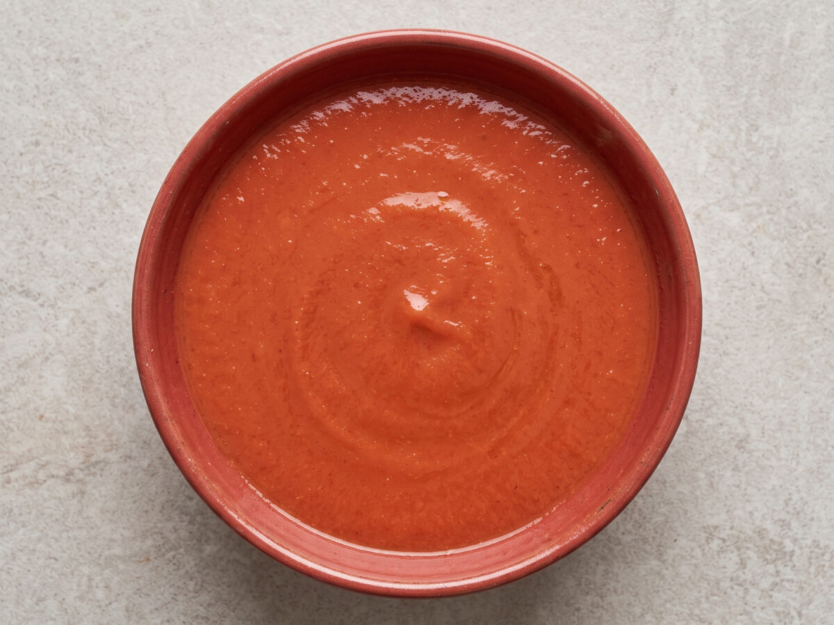 Gazpacho gallego mit Pimientos de Herbón