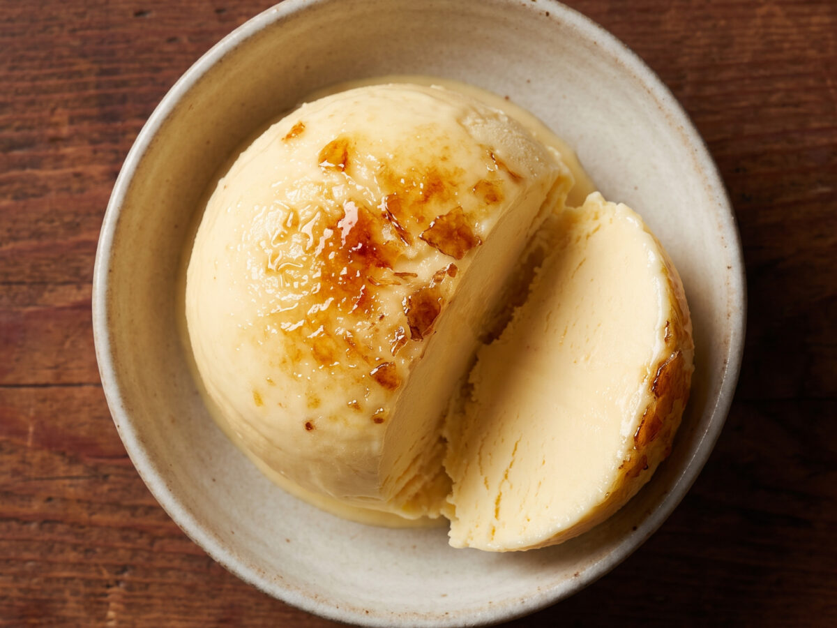 Helado de crema catalana – Katalanisches Eis mit Karamellkruste