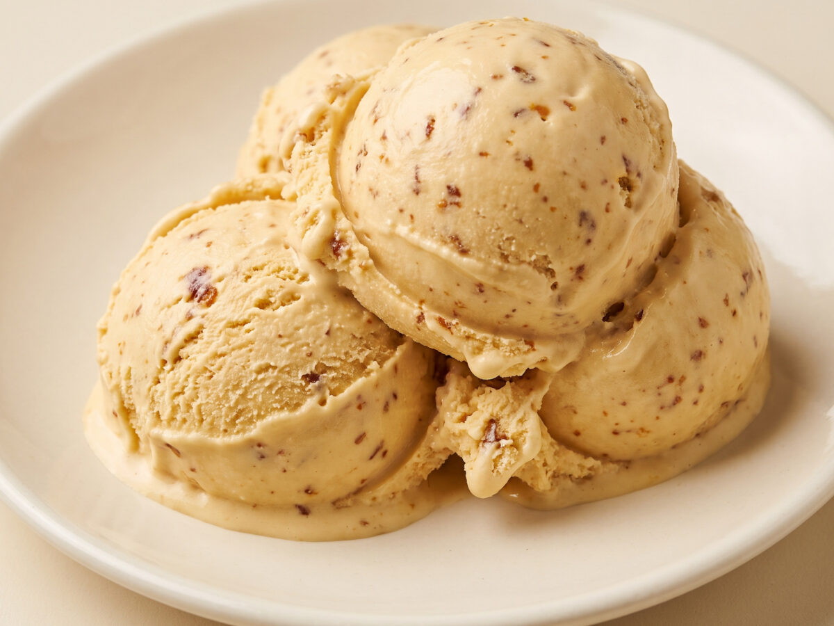 Helado de guirlache: Eis mit aragonesischem Mandelkaramell