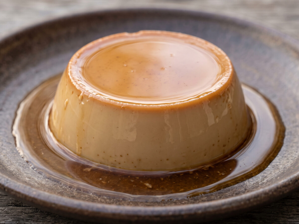 Flan de café – seidiger Kaffeeflan mit Karamell