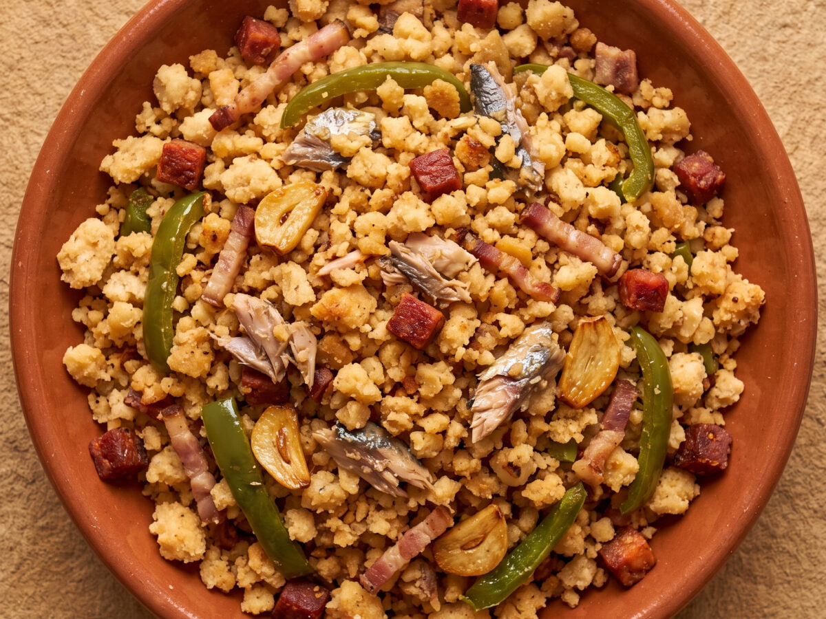 Migas de harina mit Makrele und Paprika