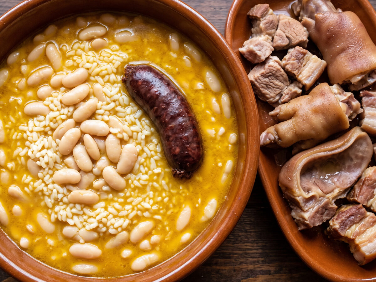 Olla de cerdo aus der Región de Murcia