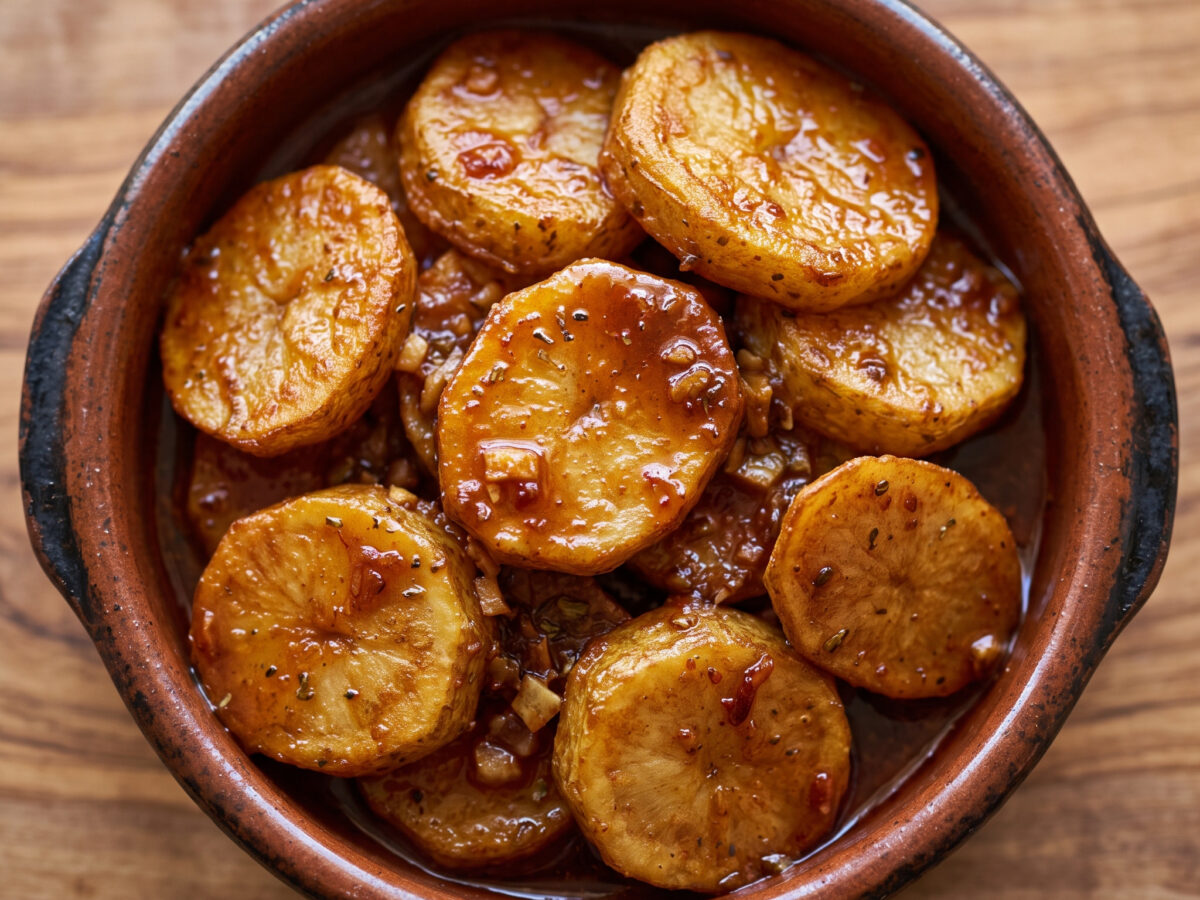 Patatas en adobillo: würzige Kartoffeln aus Andalusien