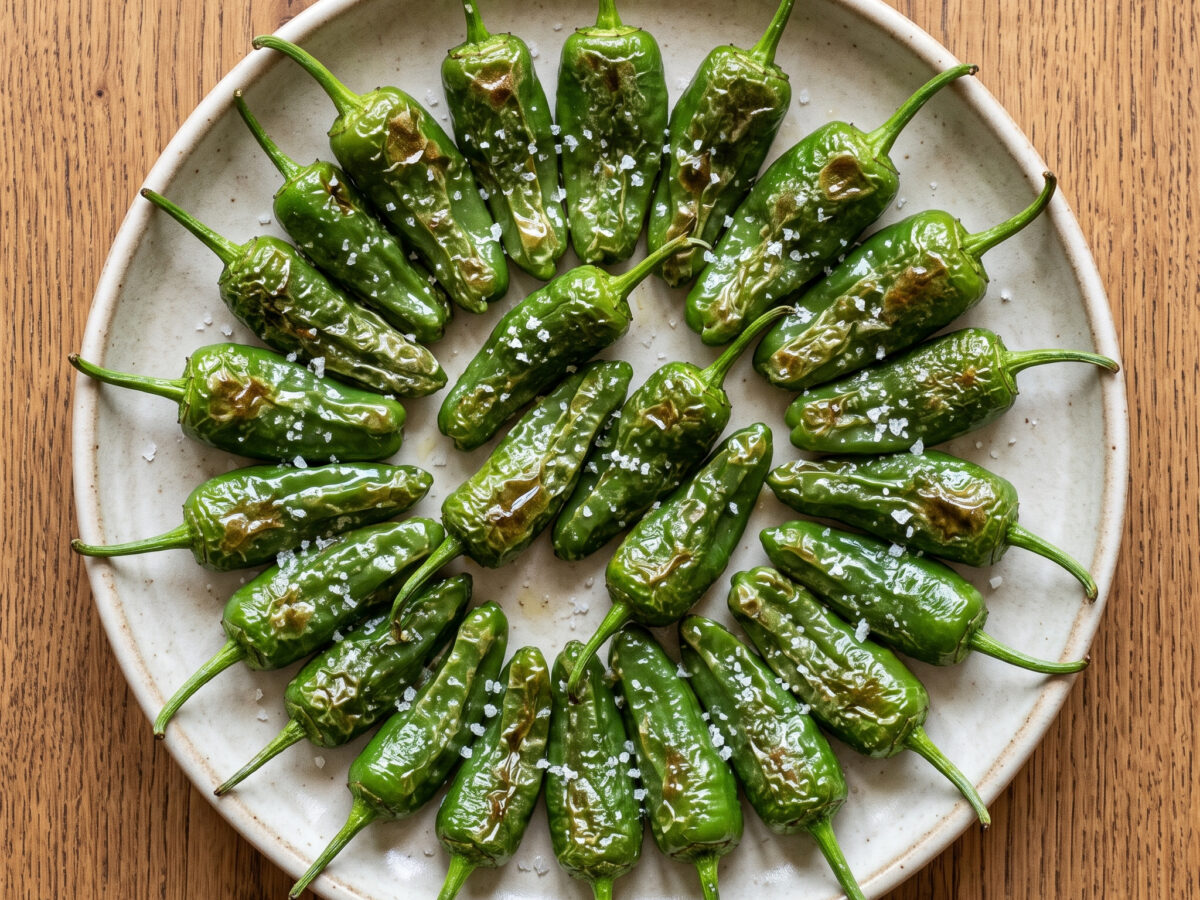 Pimientos de Padrón: Galicische Schoten aus der Pfanne