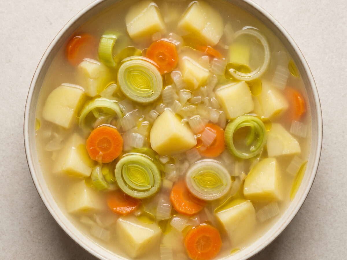 Porrusalda: Baskische Lauchsuppe für kalte Tage