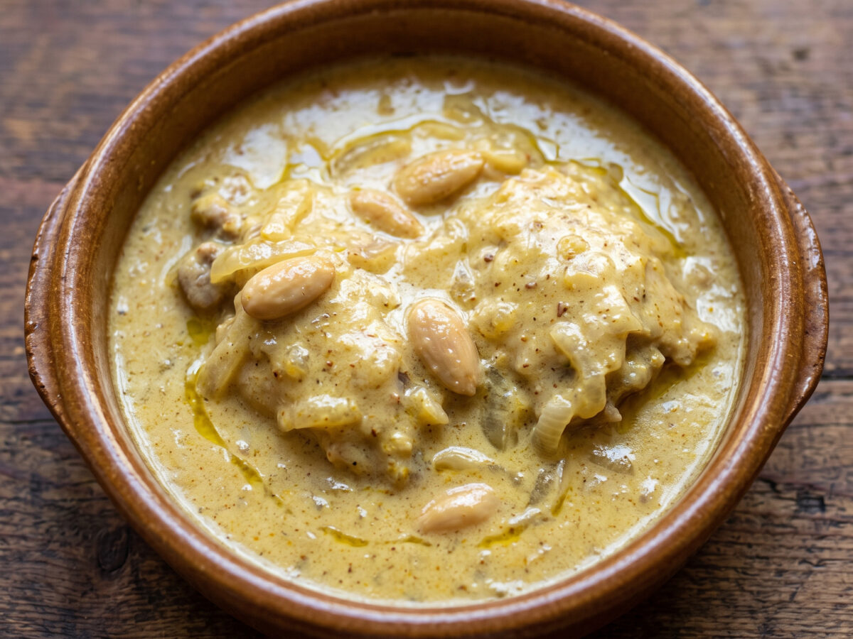 Salsa pepitoria: Madrider Sauce mit Mandel und Safran